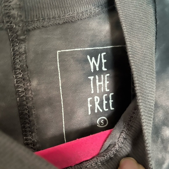 We the free by Free People tie dye long sleeve tee. Size small. - Picture 2 of 2